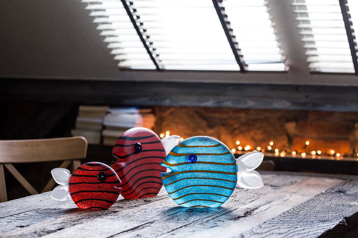 sl_snippy-tall_small_paperweight_-blue_red_group_IMG_2401.jpg